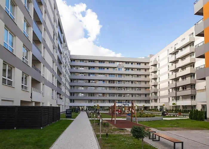 D&k Free Parking Komputerowa 8 Apartamento Varsóvia