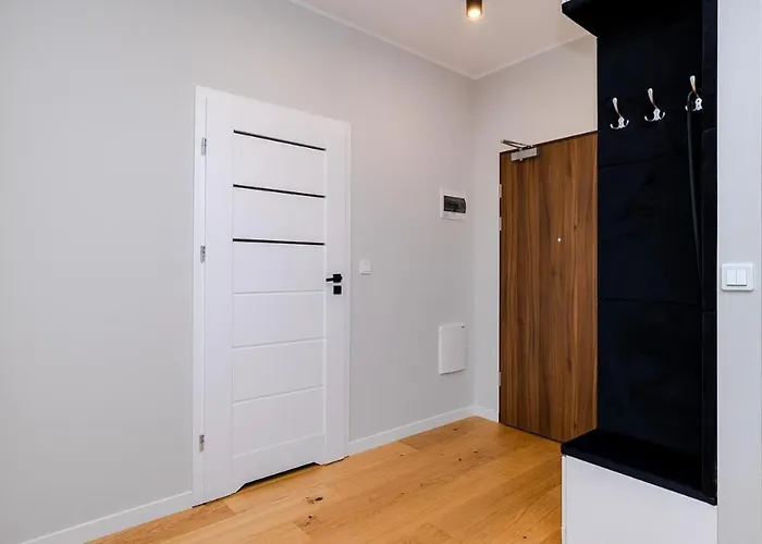 D&k Free Parking Komputerowa 8 Apartamento *