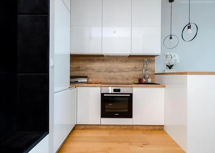 D&k Free Parking Komputerowa 8 Warszawa